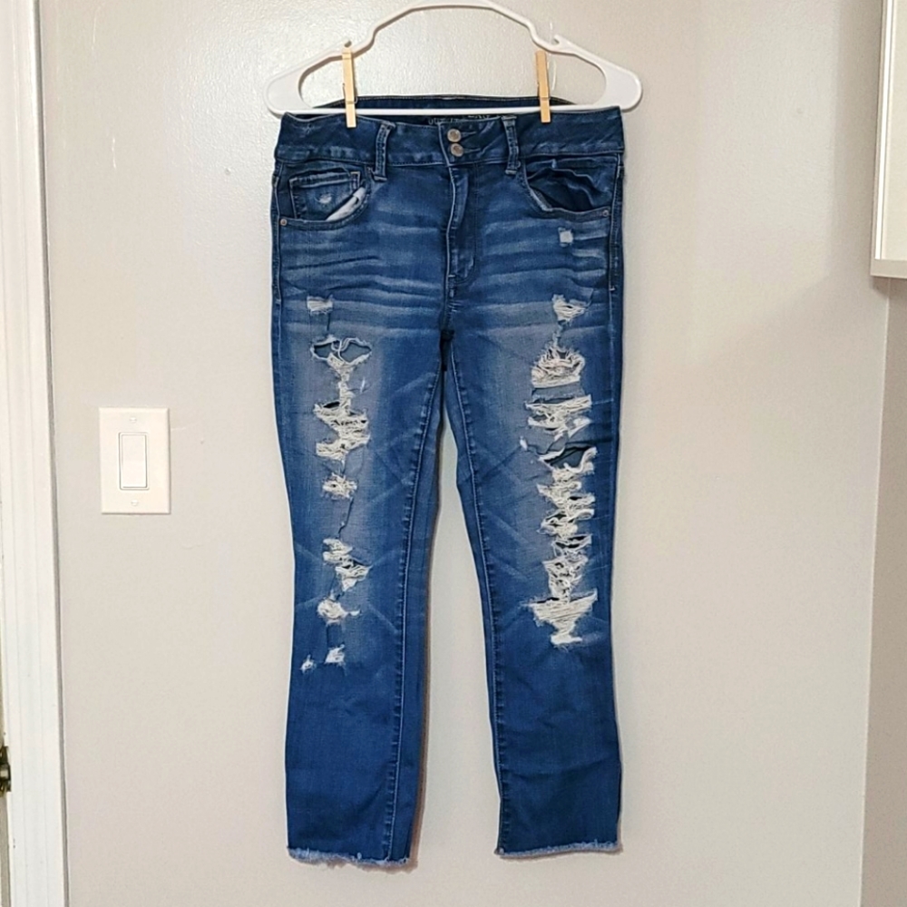 AE Crop Jeans